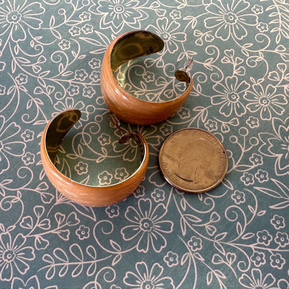 SALE - Retro - Wide, Open Hoop, Post Earrings - Gold Tone Hoops & Enamel Finish - Picture 6 of 10